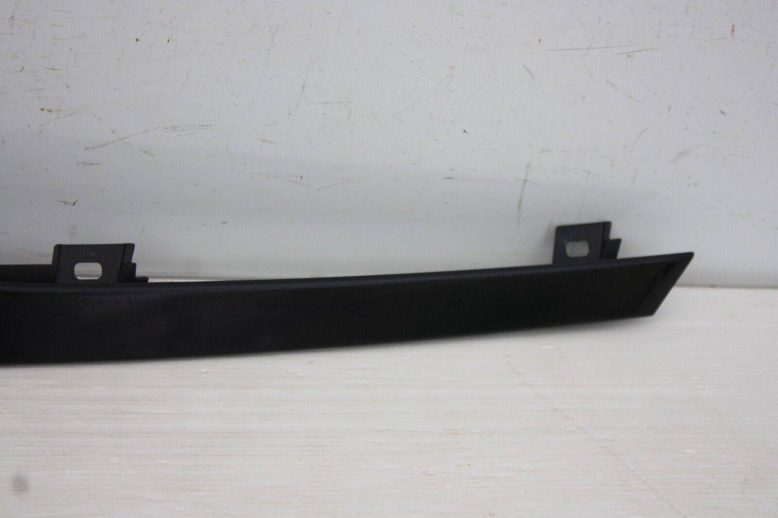 Land-Rover-Discovery-L462-Rear-Left-Door-Moulding-Trim-HY32-254A43-A-Genuine-175417665574-3