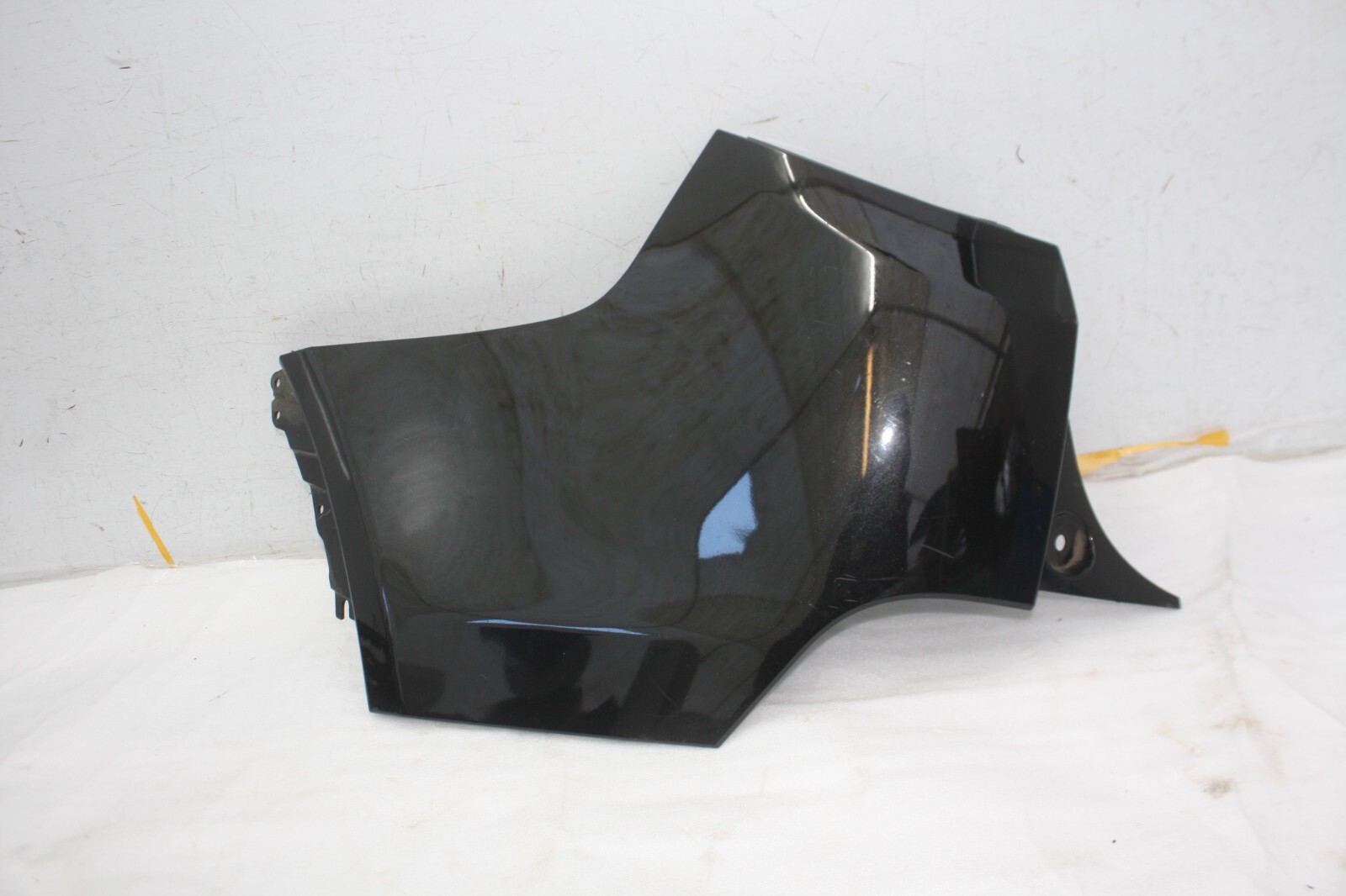 Land Rover Discovery Sport Rear Bumper Left Corner 2015 TO 2019 FK72-17927-A