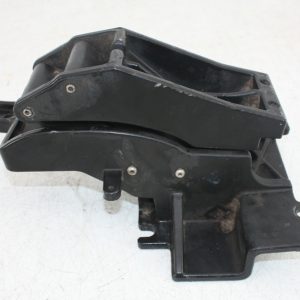 Land Rover Range Rover Vogue Right side Sill Bracket 2012 TO 2018 - Image 9