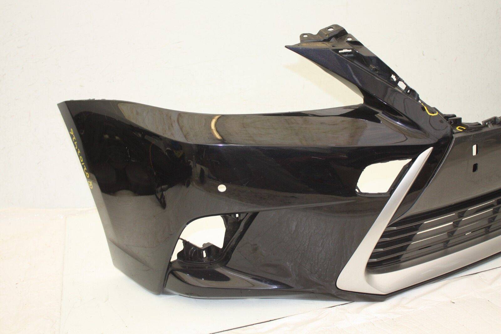 Lexus-CT200H-Front-Bumper-52119-76250-Genuine-DAMAGED-176607821504-7