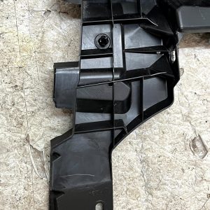 Lexus LBX Rear Right Side Wheel Arch Mount Bracket 2024 ON 52591-52470 Genuine - Image 17