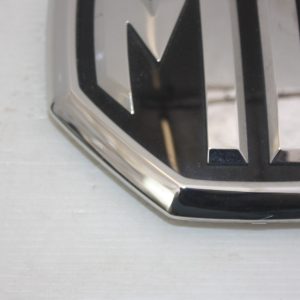 MG ZS Front Bumper Grill Badge 10647805 Genuine - Image 5