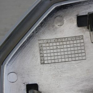 MG ZS Front Bumper Grill Badge 10647805 Genuine - Image 9