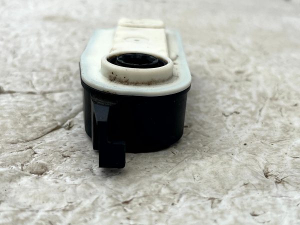 Mercedes A Class W177 CLA X118 HVAC Air Intake Actuator Motor 5878R1000 Genuine 178505436554 5