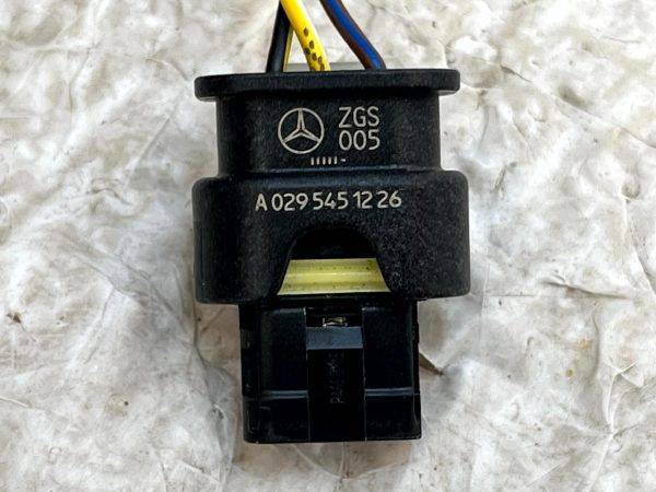 Mercedes A Class W177 PDC Parking Sensor Loom Plug Connector A0295451226 Genuine 7 Mercedes A Class W177 PDC Parking Sensor Loom Plug Connector A0295451226 Genuine 178430998704 8