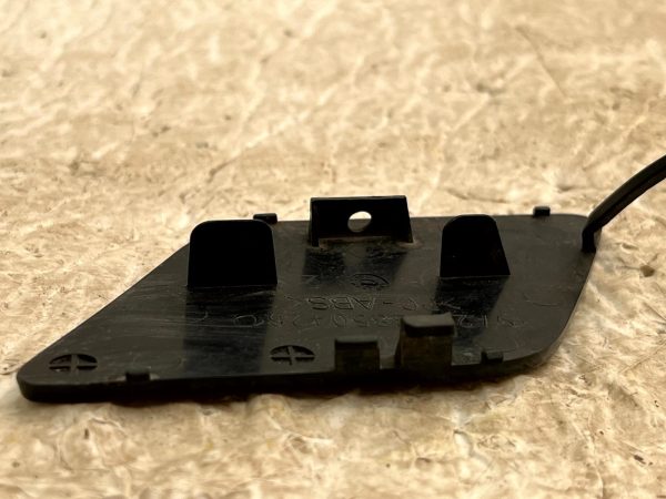 Mercedes C Class W204 Front Bumper Tow Eye Cover 11 TO 14 A2048850426 Genuine 178230937604 10