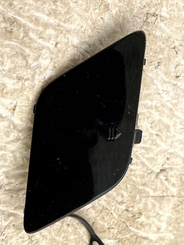 Mercedes C Class W204 Front Bumper Tow Eye Cover 11 TO 14 A2048850426 Genuine 178230937604 2
