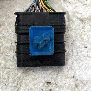Mercedes C Class W204 PDC Parking Sensor Loom Plug Connector A0001534524 Genuine - Image 4