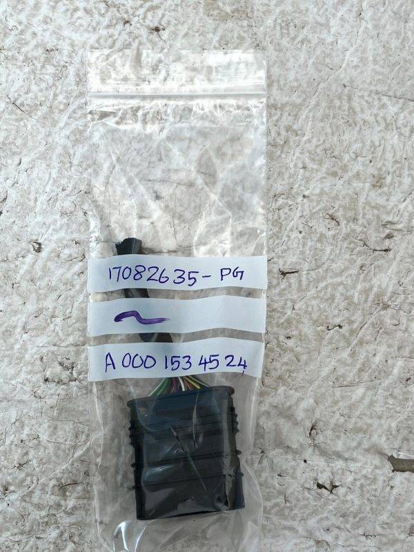 Mercedes C Class W204 PDC Parking Sensor Loom Plug Connector A0001534524 Genuine 178527788354 9