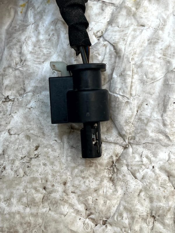 Mercedes C Class W205 PDC Parking Sensor Loom Plug Connector A0225452426 Genuine 4 Mercedes C Class W205 PDC Parking Sensor Loom Plug Connector A0225452426 Genuine 178322092164 5