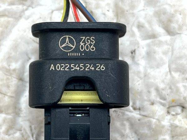 Mercedes C Class W205 PDC Sensor Wiring Loom Harness Plug Connector A0225452426 178507815454 8
