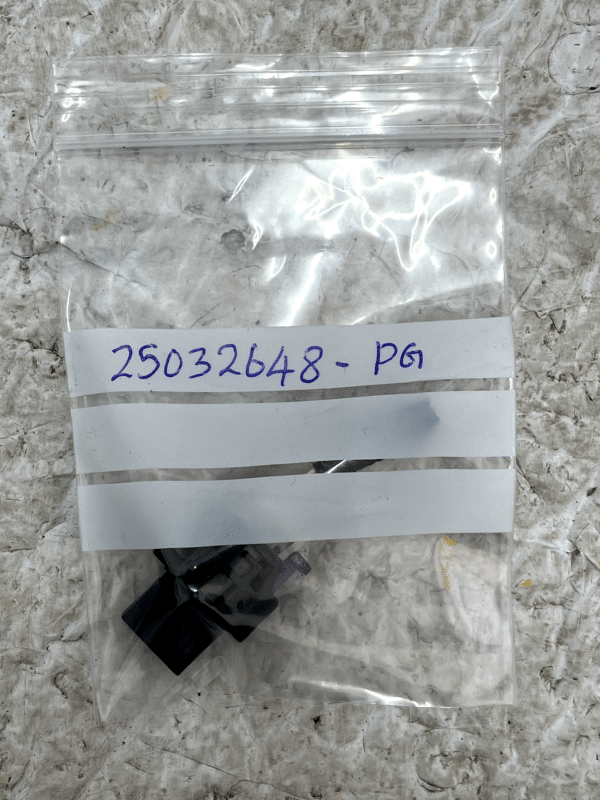 Mercedes C Class W205 PDC Sensor Wiring Loom Plug Connector A0225452426 Genuine 178510567774 6