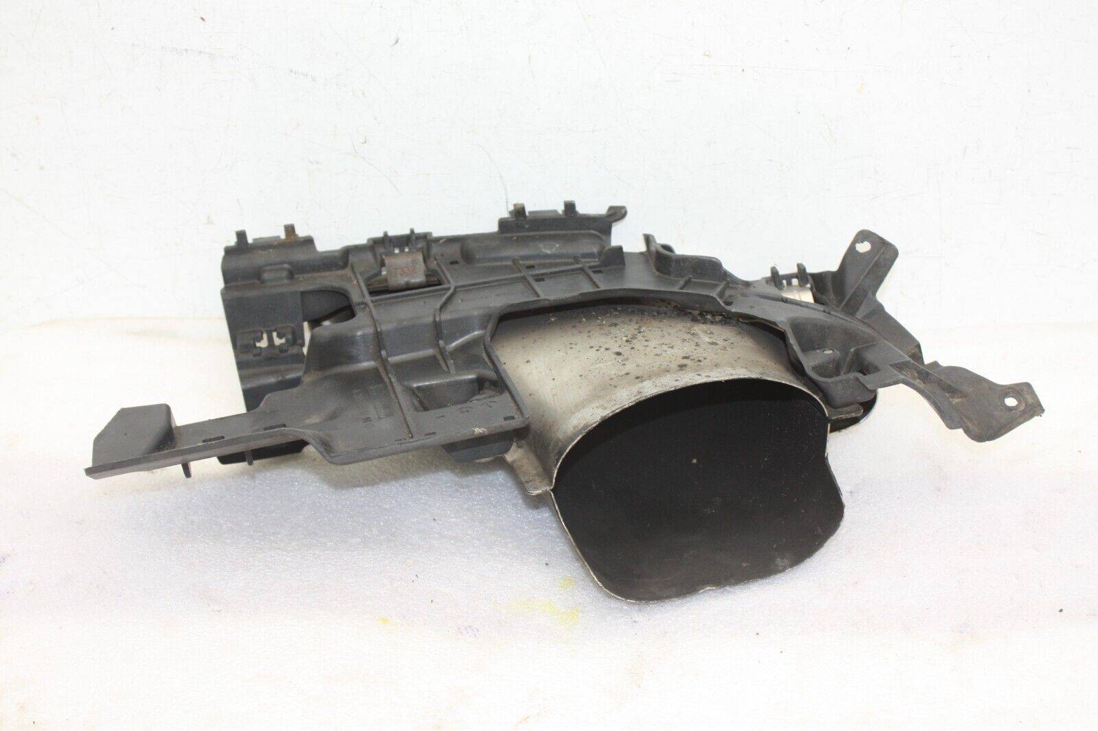 Mercedes-C-Class-W205-Rear-Bumper-Left-Exhaust-Tip-2014-TO-2022-A2054900300-176580192174-7