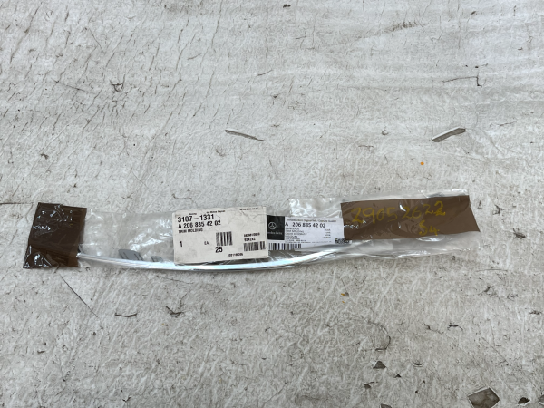 Mercedes C Class W206 Front Bumper Right Trim Moulding 22 ON A2068854202 Genuine 178315690424 11