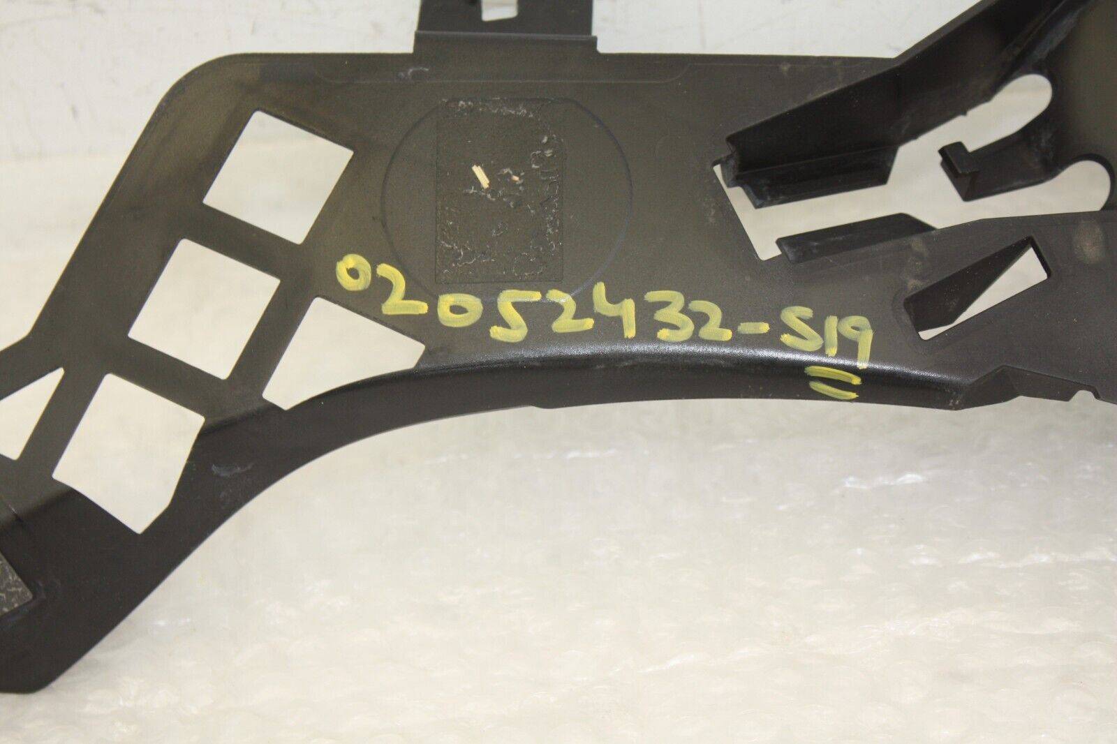 Mercedes-CLA-C117-Front-Bumper-Right-Bracket-A1178856400-Genuine-176361290114-5