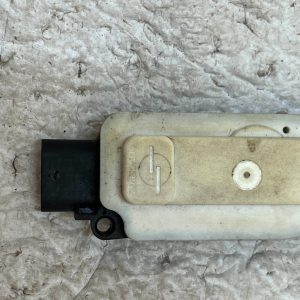 Mercedes CLA C118 X118 W177 HVAC Air Intake Actuator Motor 5878R1000 Genuine - Image 4