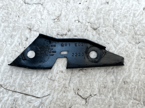 Mercedes CLA W118 Front Left Bumper Mount Bracket A1188850201 Genuine 178510279134 5