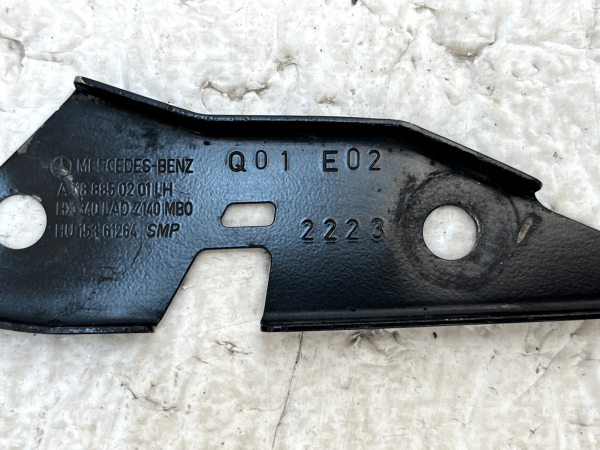 Mercedes CLA W118 Front Left Bumper Mount Bracket A1188850201 Genuine 178510279134 7