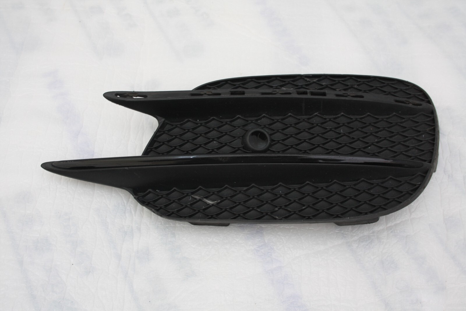 Mercedes E Class W213 AMG Front Bumper Right Grill 20 – 23 A2138858201 *DAMAGED*