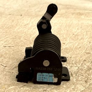 Mercedes E-Class W238 Rear Right Convertible Roof Hinge A2387581200 Genuine - Image 3
