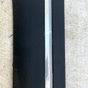 Mercedes GLA H247 Front Left Lower Door Molding Trim 2023 ON A2477279200 Genuine - Image 4