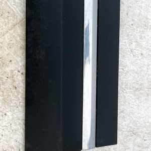 Mercedes GLA H247 Front Left Lower Door Molding Trim 2023 ON A2477279200 Genuine - Image 6