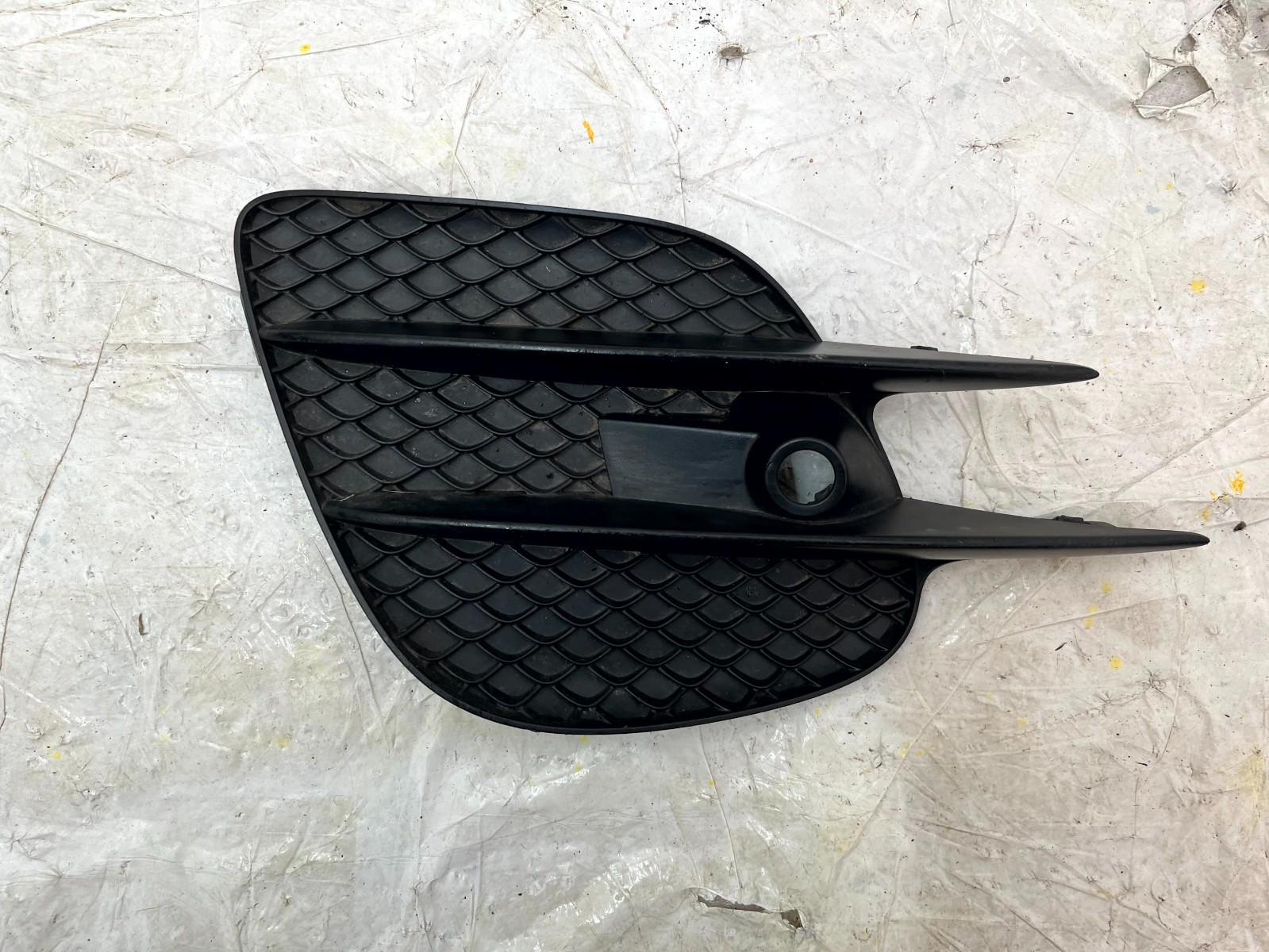 Mercedes GLC W253 Front Left Side Bumper Grille 2015 TO 2019 A2538853500 Genuine