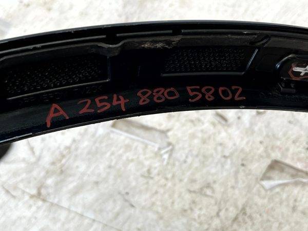 Mercedes GLC W254 Front Right Wheel Arch Molding Trim 23 ON A2548805802 Genuine 178508163804 19
