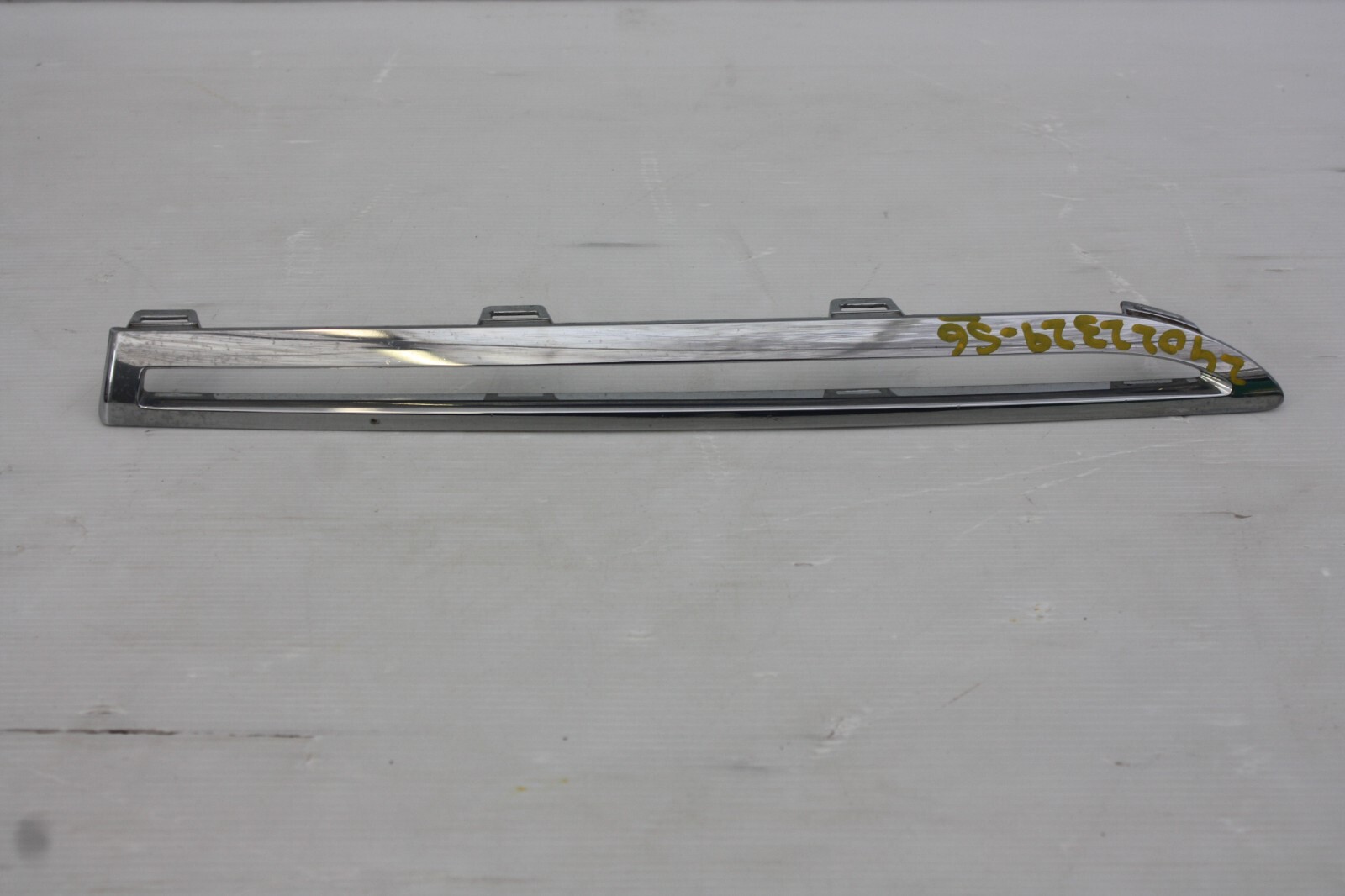 Mercedes GLE AMG Front Right Grill chrome Trim 2020 on A1678854803