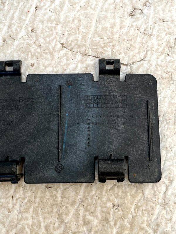 Mercedes GLE V167 Front Wheel Arch Liner Cover Plate 2023 ON A1676915700 Genuine 178424198344 6