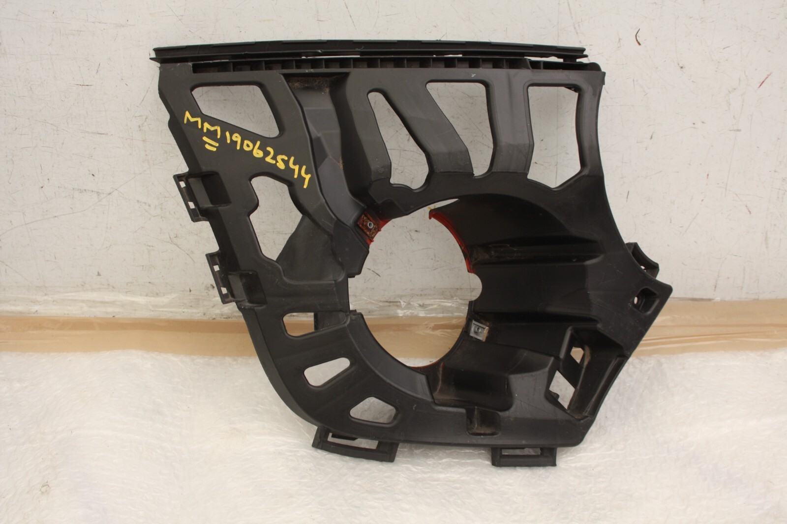 Mini Cooper F56 Front Bumper Right Bracket 2014 TO 2018 7302508 Genuine