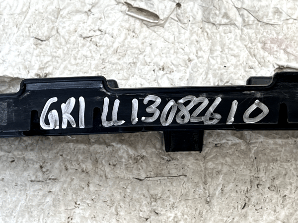 Nissan Leaf MK1 Front Bumper Lower Center Grille 2011 2018 62256 3NL5A Genuine 178515918884 14