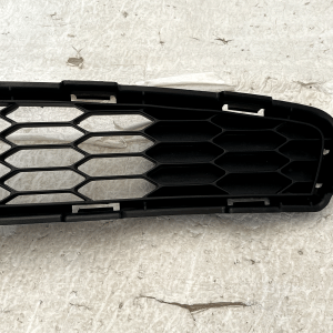 Nissan Leaf MK1 Front Bumper Lower Center Grille 2011 - 2018 62256-3NL5A Genuine - Image 6