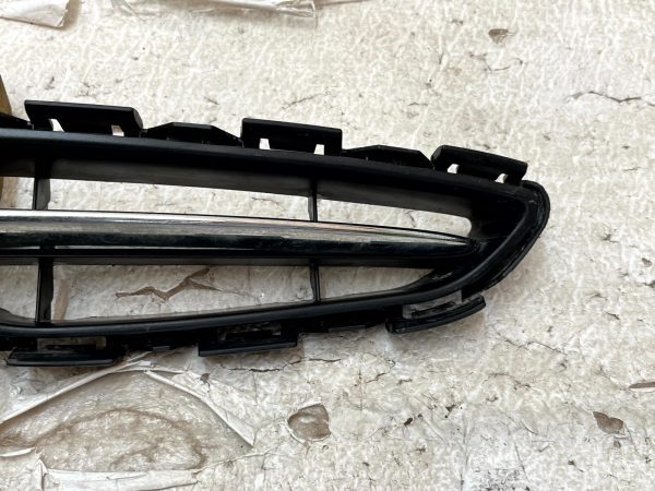 Nissan Micra Mk4 K13 Front Radiator Center Grille 2010 2013 DS07324GAV Genuine 178502722984 6