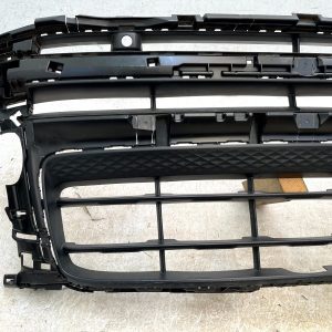 Porsche Macan 95B Front Bumper Upper Radiator Grill 21-24 95B807683CF Genuine - Image 3