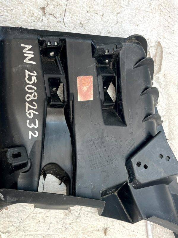 Range Rover Evoque L551 Front Bumper Right Air Duct Bracket 19 ON M8D2 17E950 B 178519059704 7