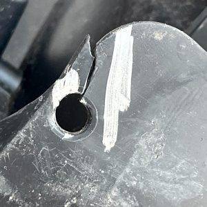 Range Rover Evoque L551 Front Bumper Right Air Duct Bracket 19 ON M8D2-17E950-B - Image 9