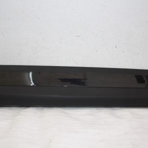 Range Rover Evoque L551 Front Right Door Moulding 2019 ON K8D2-21064-A Genuine - Image 1