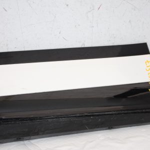 Range Rover Evoque L551 Front Right Door Moulding 2019 ON K8D2-21064-C Genuine - Image 4