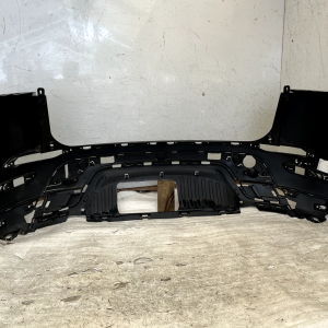 Range Rover Evoque L551 Rear Bumper 2019 ON K8D2-17D781-AAW Genuine - Image 8