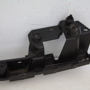 Range Rover Evoque L551 Rear Bumper Bracket 2019 ON K8D2-17E855-A Genuine - Image 9