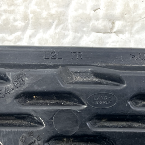 Range Rover Evoque L551 Rear Bumper Left Grille 2019 ON K8D2-17G754-BB Genuine - Image 13