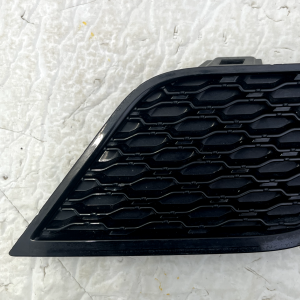 Range Rover Evoque L551 Rear Bumper Left Grille 2019 ON K8D2-17G754-BB Genuine - Image 3