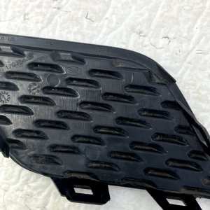 Range Rover Evoque L551 Rear Bumper Left Grille 2019 ON K8D2-17G754-BB Genuine - Image 8