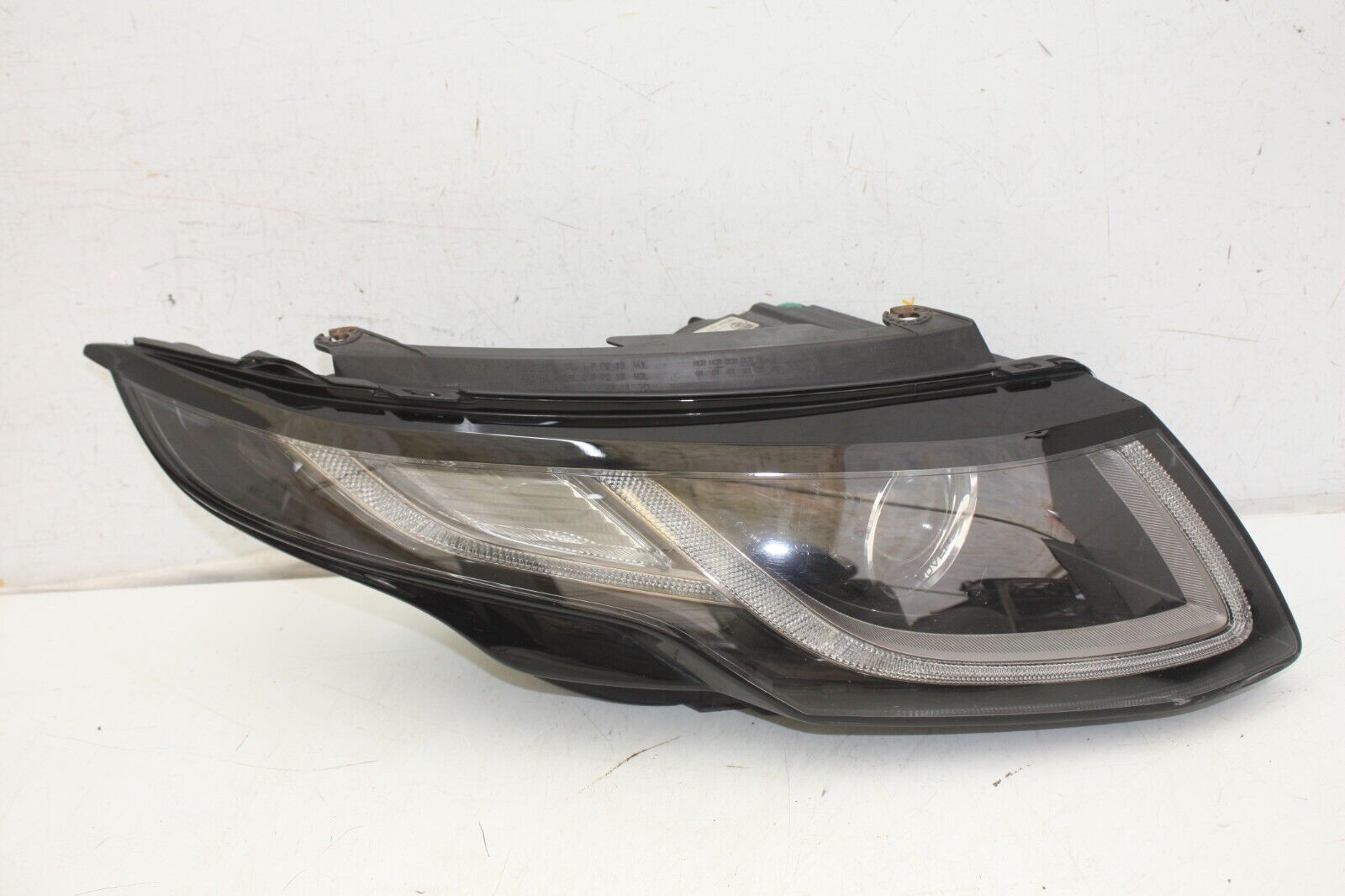 Range Rover Evoque Right Side Xenon Headlight 2015-2019 GJ3M-13W029-AA Genuine