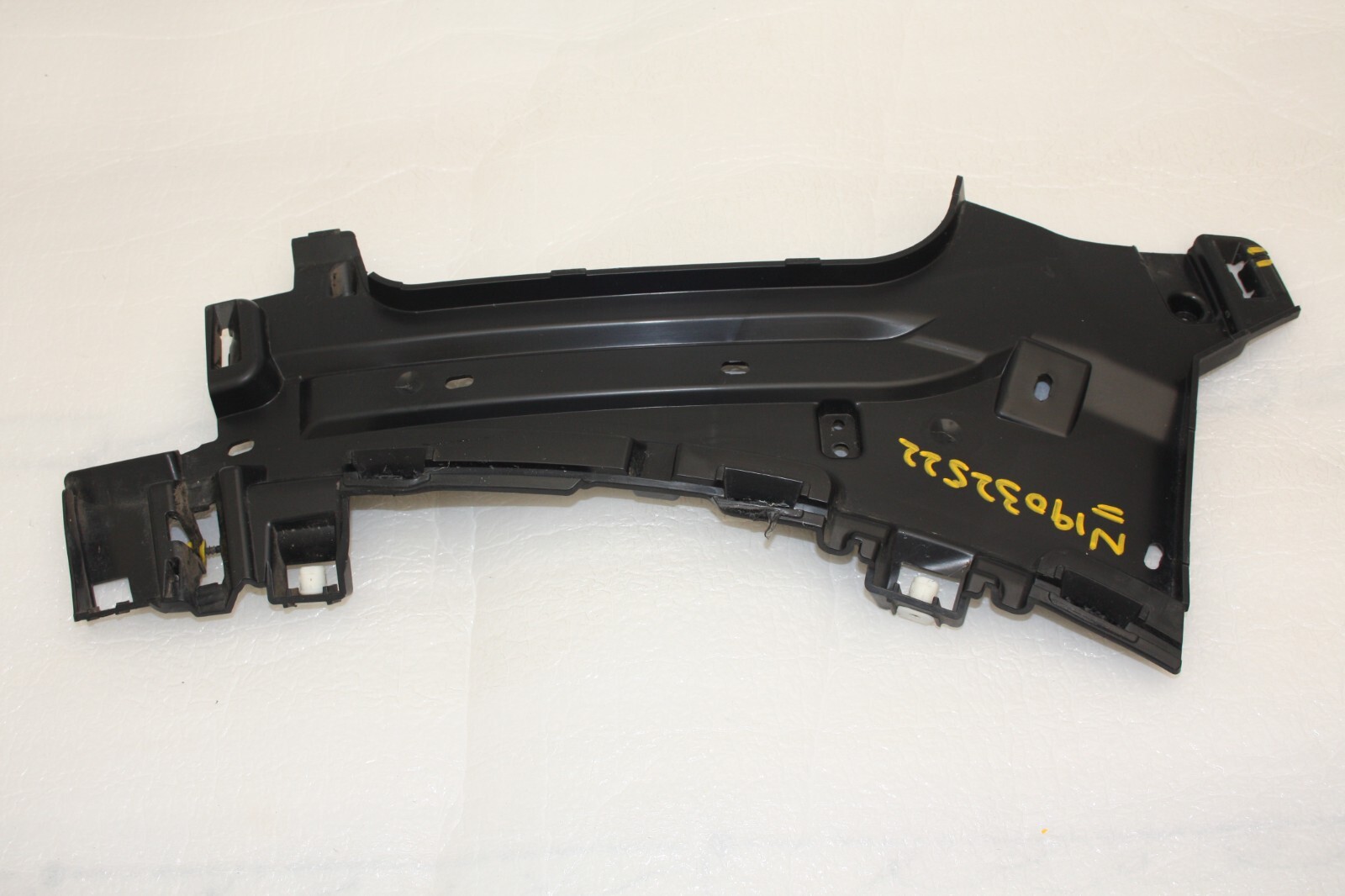 Range Rover Sport Front Bumper Left Bracket 2022 ON N9X2-16A281-A Genuine