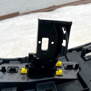 Range Rover Sport Front Bumper Left Bracket 2022 ON N9X2-17C863-A Genuine - Image 10