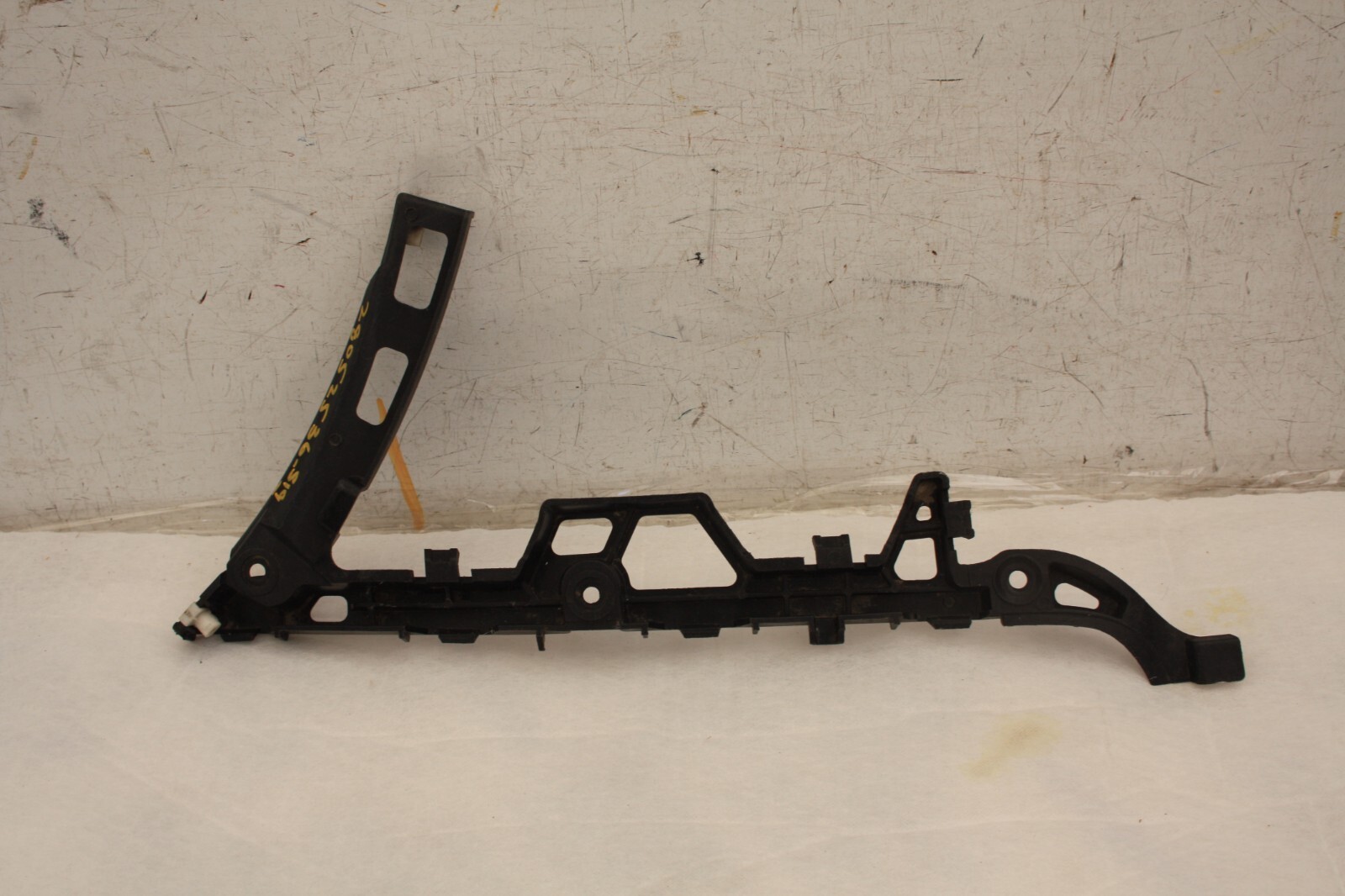 Range Rover Sport L320 Rear Bumper Left Bracket 2009 TO 2013 AH32-17A881 Genuine