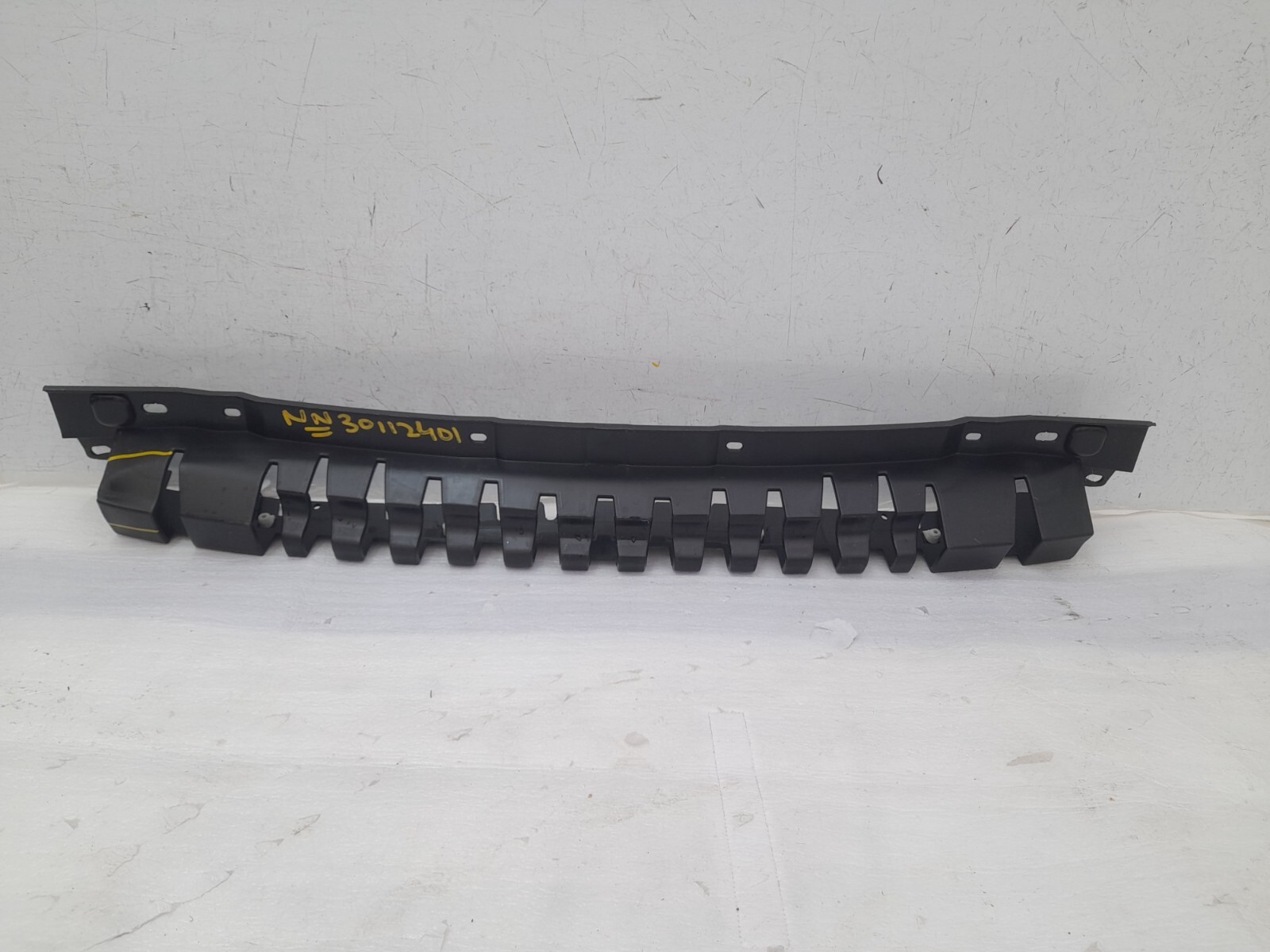 Range Rover Sport Rear Bumper Support Bracket 2022 ON N9X2-8C206-A *DAMAGED*