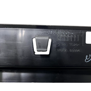 Range Rover Velar L560 Steering Wheel Air Guide 2017 TO 2023 M8A28B384E Genuine - Image 11